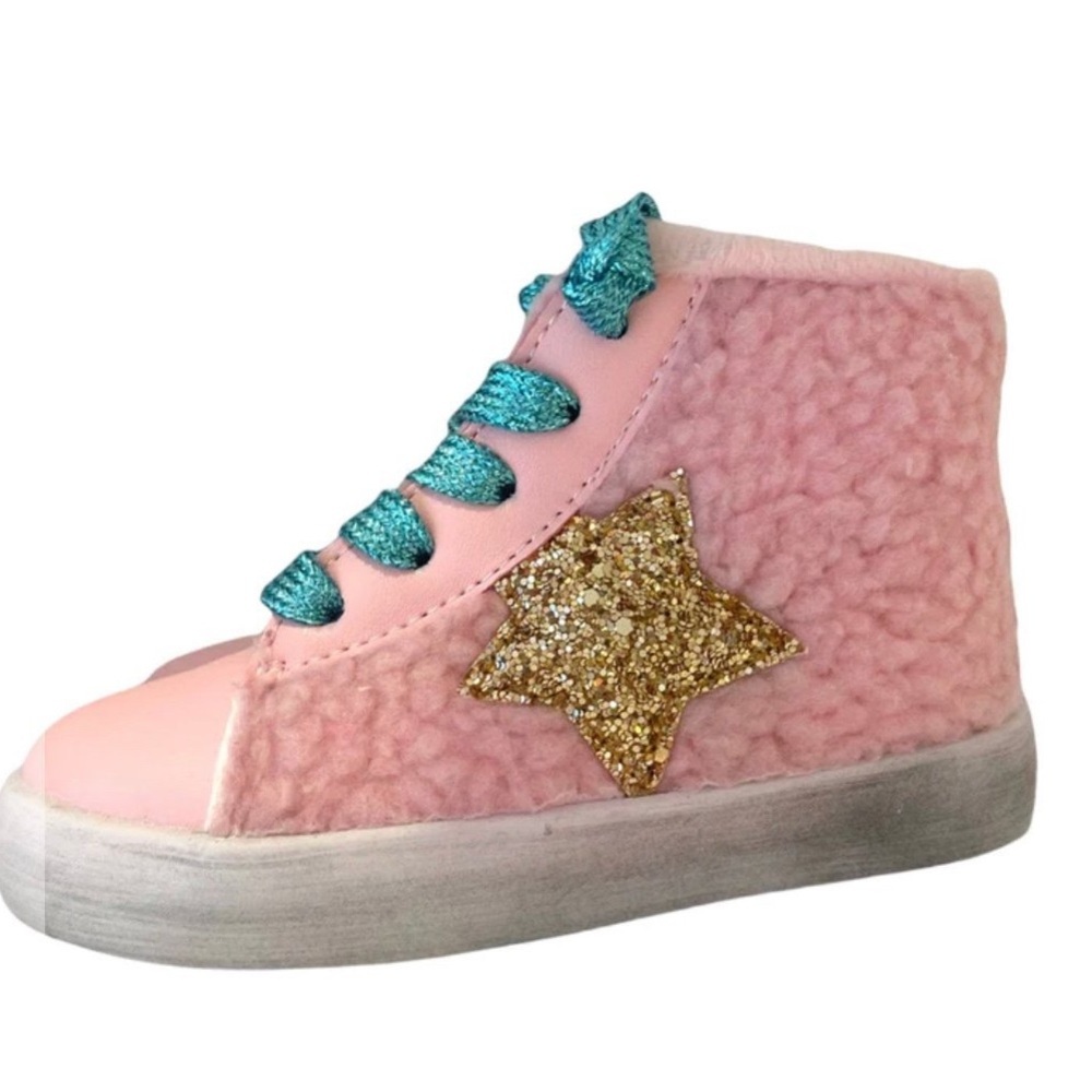 Lola and the boys baby pink sherpa high top sneakers shoes size 5.5